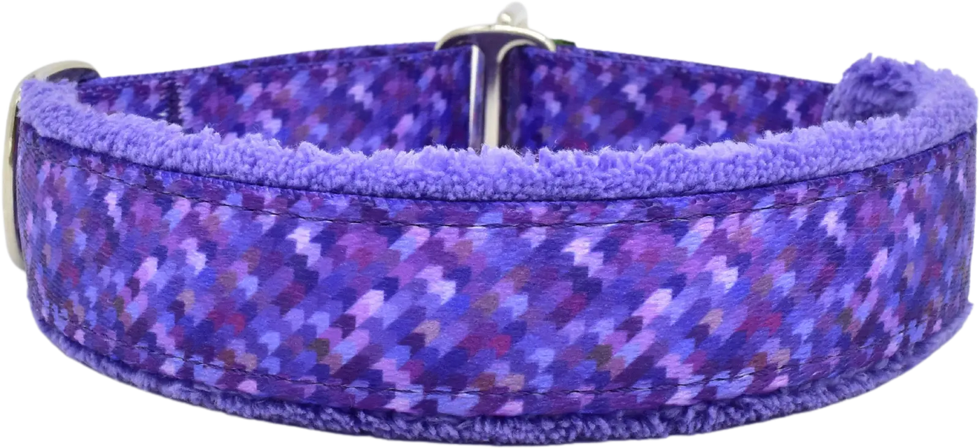 Modern Houndstooth purple and dark purple houndstooth fleece-lined martingale-style limited slip dog collar by Fuzzywumpets 1 inch wide.