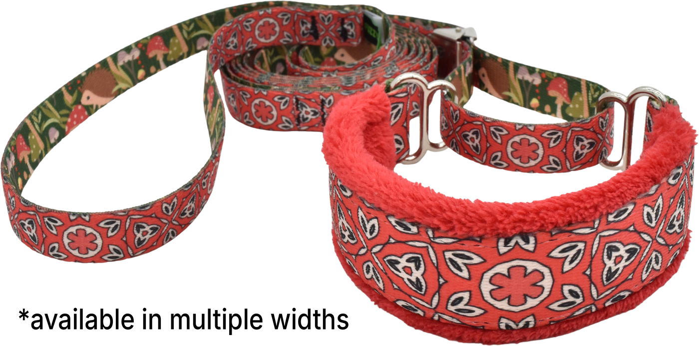 Scarlet Eclipse red and white floral medallion fleece-lined martingale walking lead — no-slip dog leash by Fuzzywumpets.