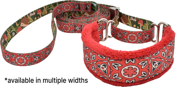 Scarlet Eclipse Everyday Martingale Walking Lead