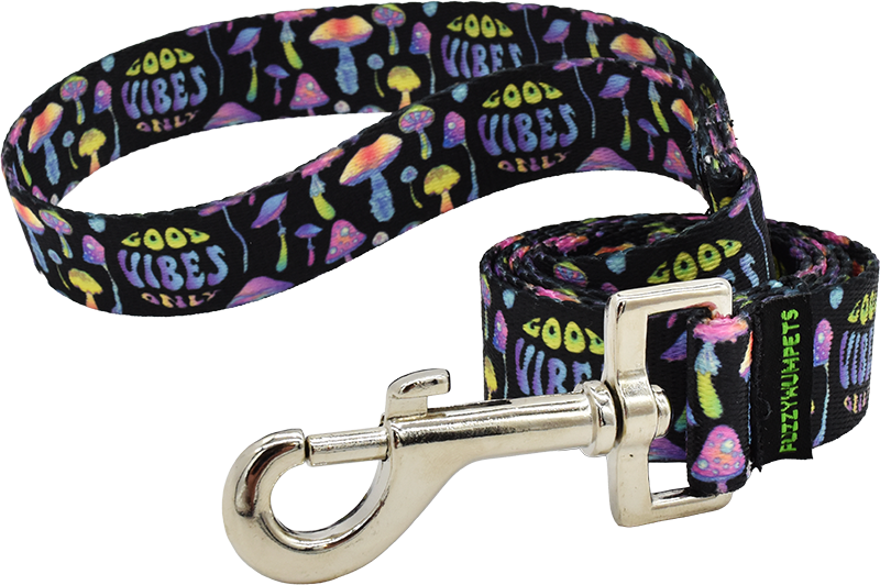1" Patterned Snap Leash for dogs, handmade in the USA by Fuzzywumpets.