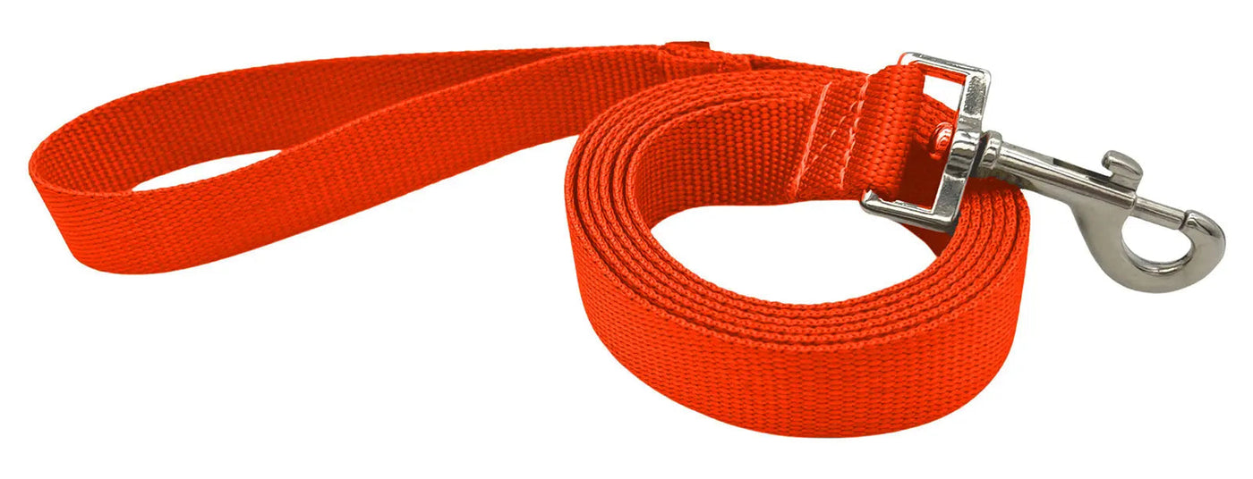 5/8" Solid Color Snap Leash for dogs, handmade in the USA by Fuzzywumpets.